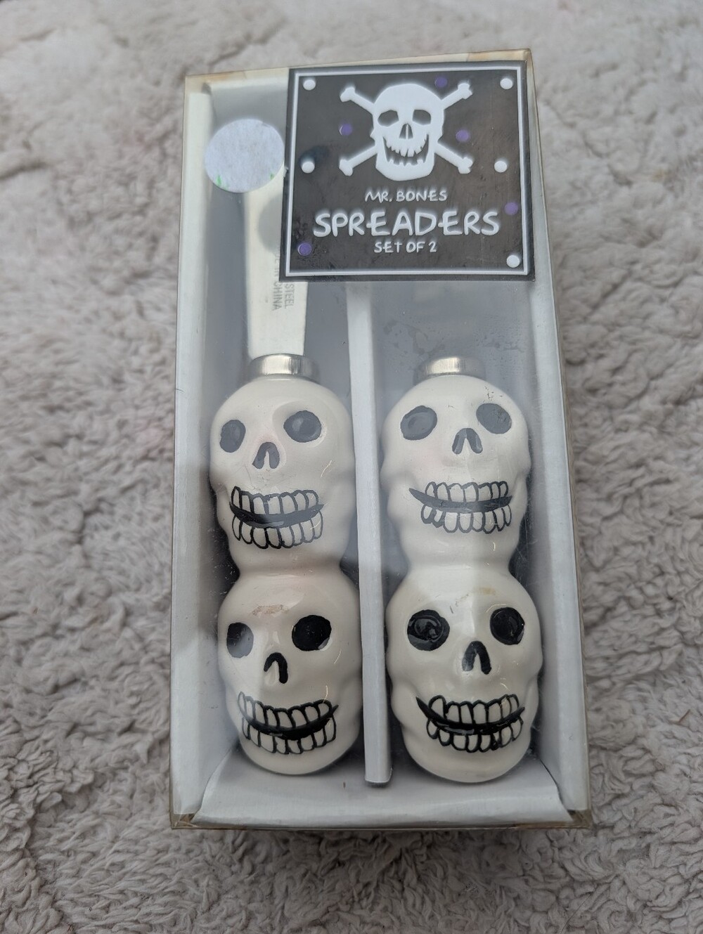 NWT Mr. Bones Spreaders Set Of 2 Sealed